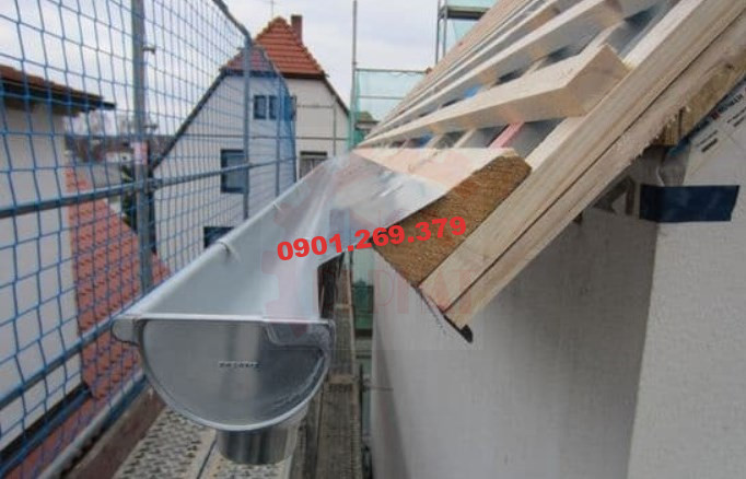 Máng Xối Inox Cho Mái Ngói | INOX RI PHÁT