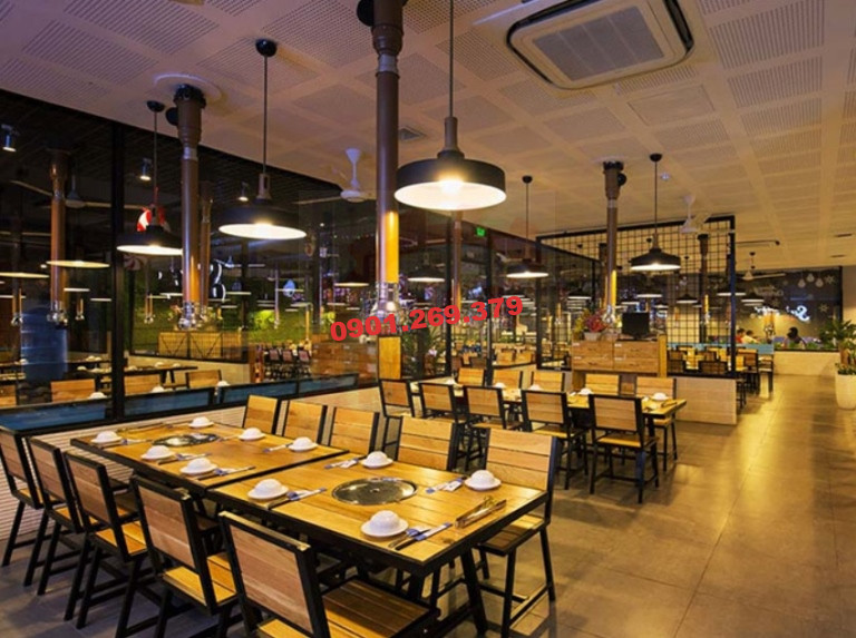 chụp hút khói inox tại bàn