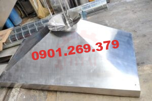 chụp hút khói quán ăn