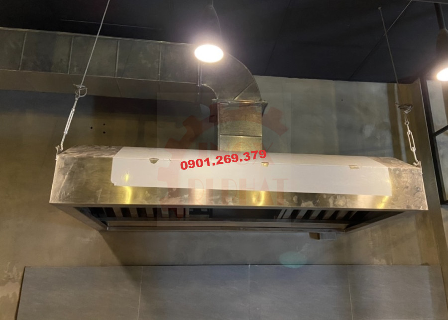 lắp đặt chụp hút khói bếp inox 304 lắp đặt chụp hút khói bếp inox 304