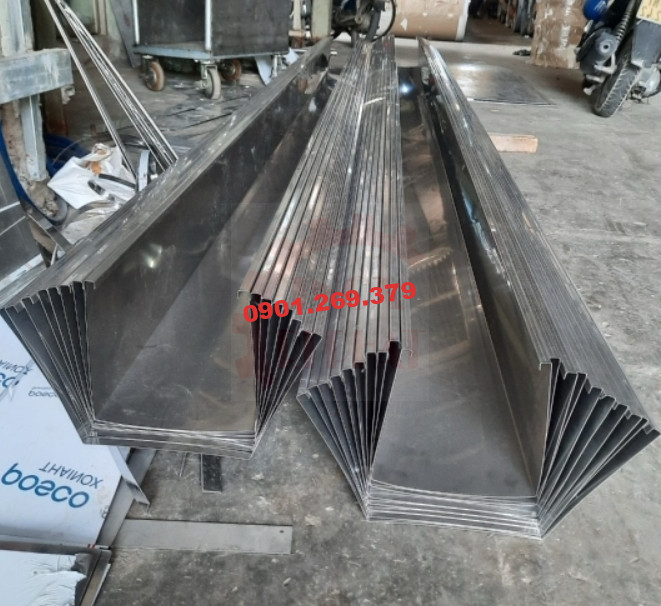 xưởng máng xối inox 201