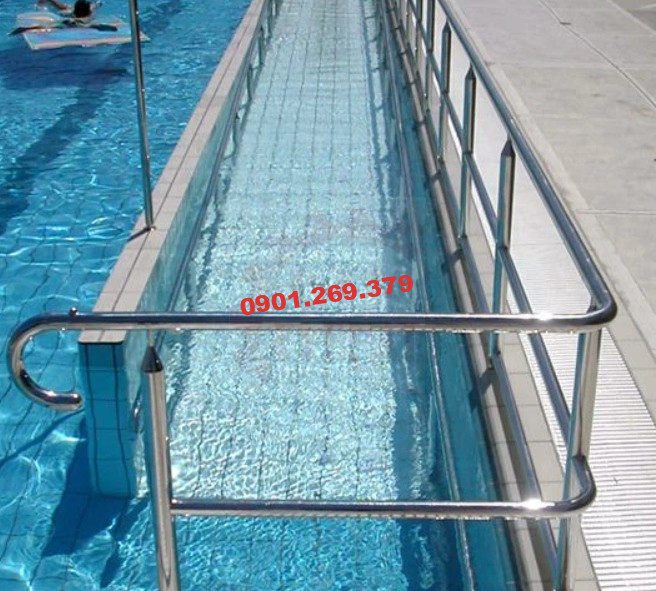 lan can cầu thang inox hồ bơi