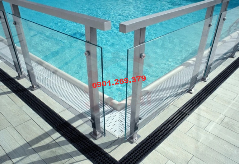 lan can hồ bơi inox và kính cường lực lan can hồ bơi inox và kính cường lực