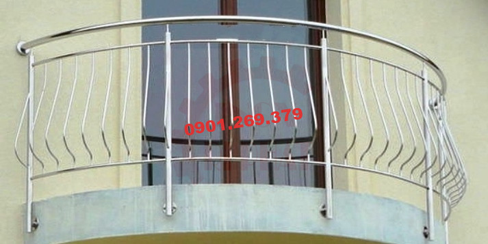 lan can inox uốn cong bụng bầu