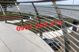 lan can inox uốn cong hiện đại