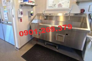 bồn rửa tay y tế cho phòng mổ