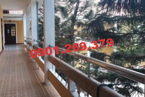 lan can inox cho trường học