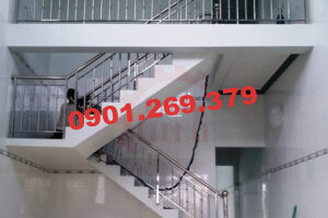 lan can inox gác lửng