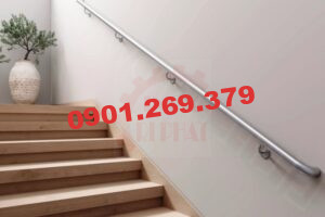 lan can inox gắn vào tường