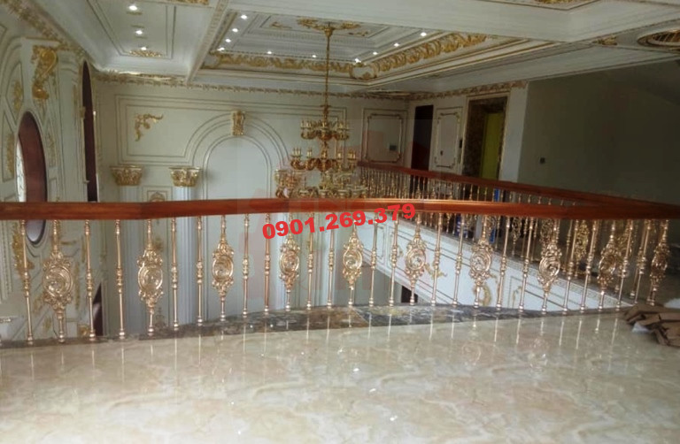 lan can inox mạ vàng cho nhà biệt thự