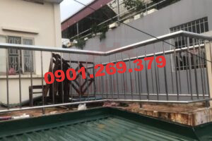 lắp đặt lan can inox sân thượng