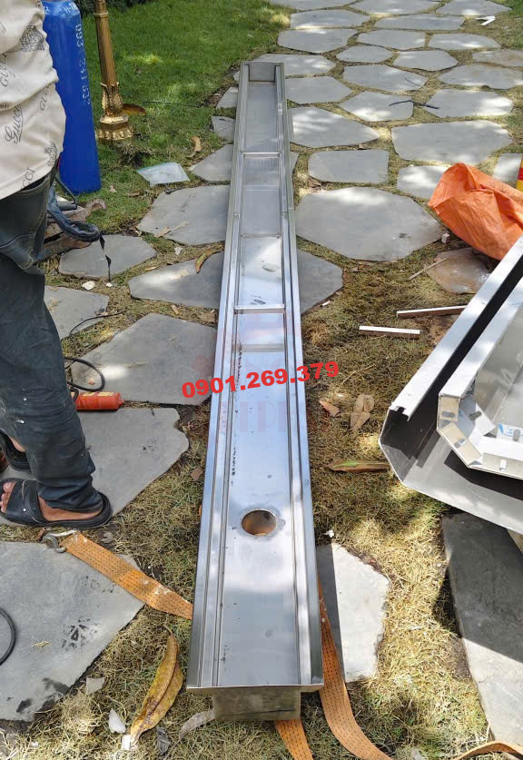 mương thoát nước bằng inox
