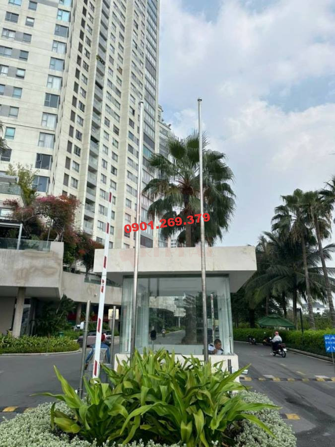 Làm Cột cờ inox 5m ở Căn hộ Đảo Kim Cương Quận 2