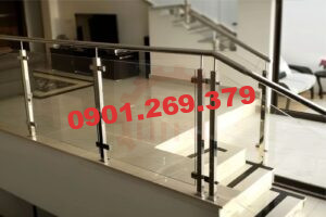 mẫu tay vịn cầu thang inox tròn đẹp